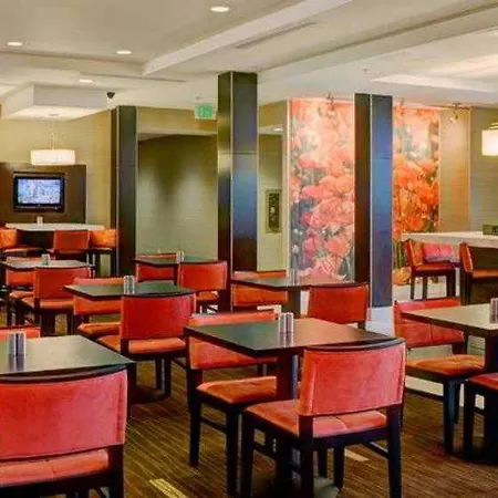 Courtyard Los Angeles Century City/Beverly Hills 