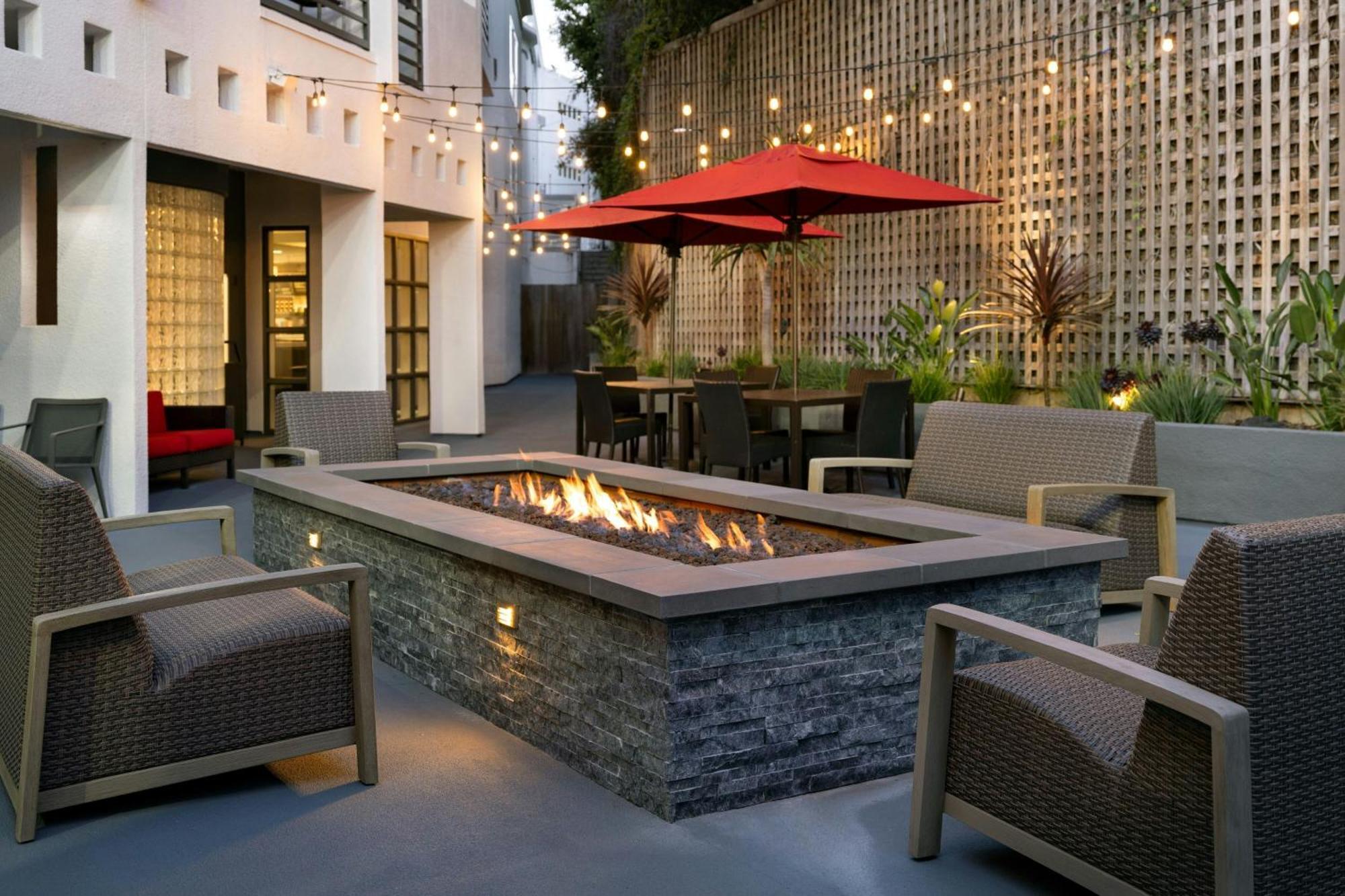 Courtyard Angeles Century City/beverly Hills Hotel